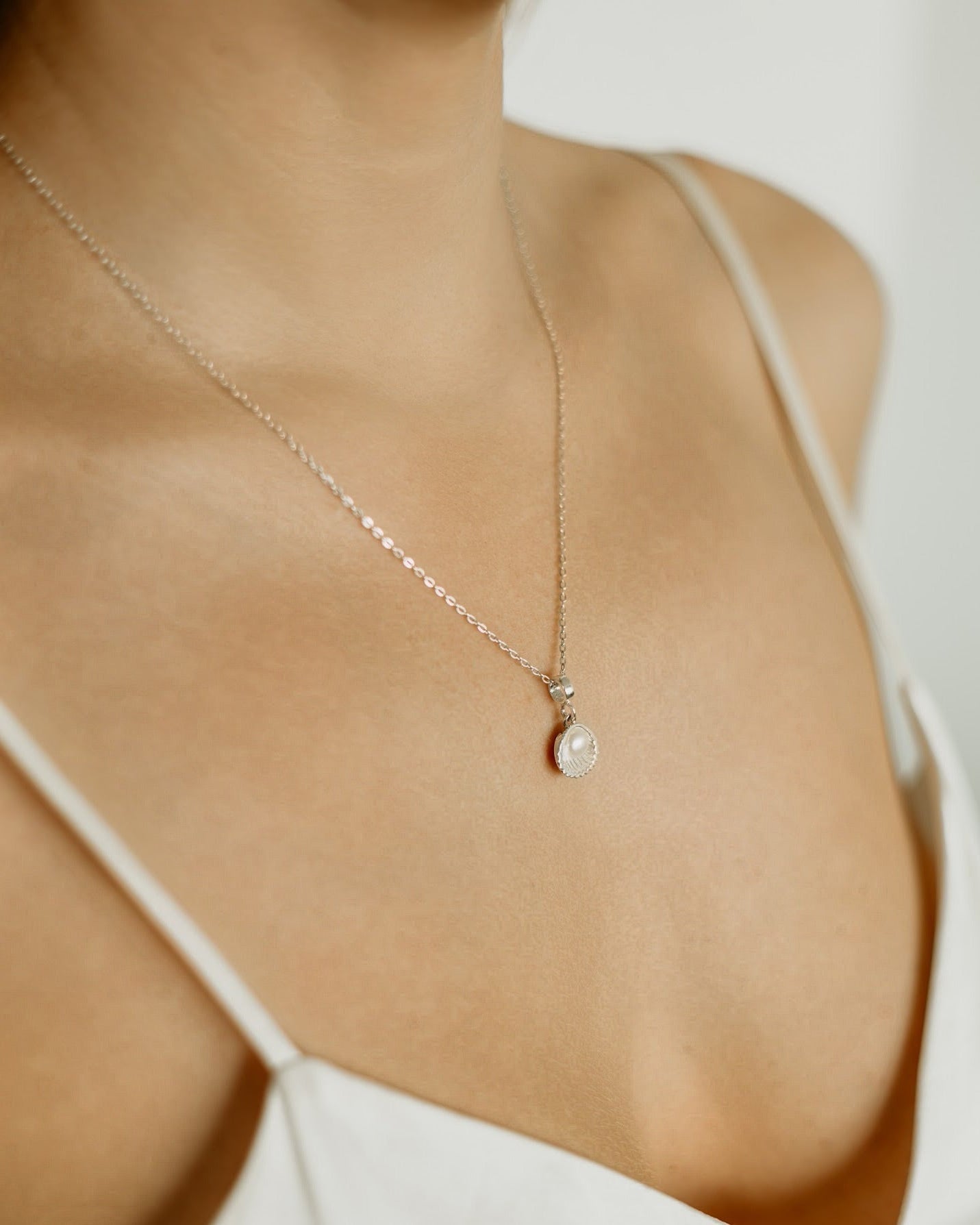 Oceana | Shell & Pearl Pendant Necklace