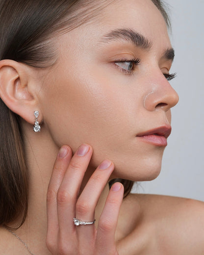 Tyna Drop Earrings