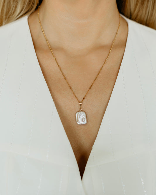 Nira | Pearl Medallion gold-filled Necklace