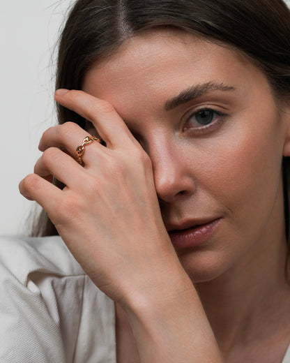 Chain link ring worn on hand, rounded link design, 18K gold plated